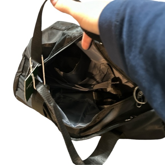 NWT - Halara Duffle/Gym Bag - black - Picture 3 of 3